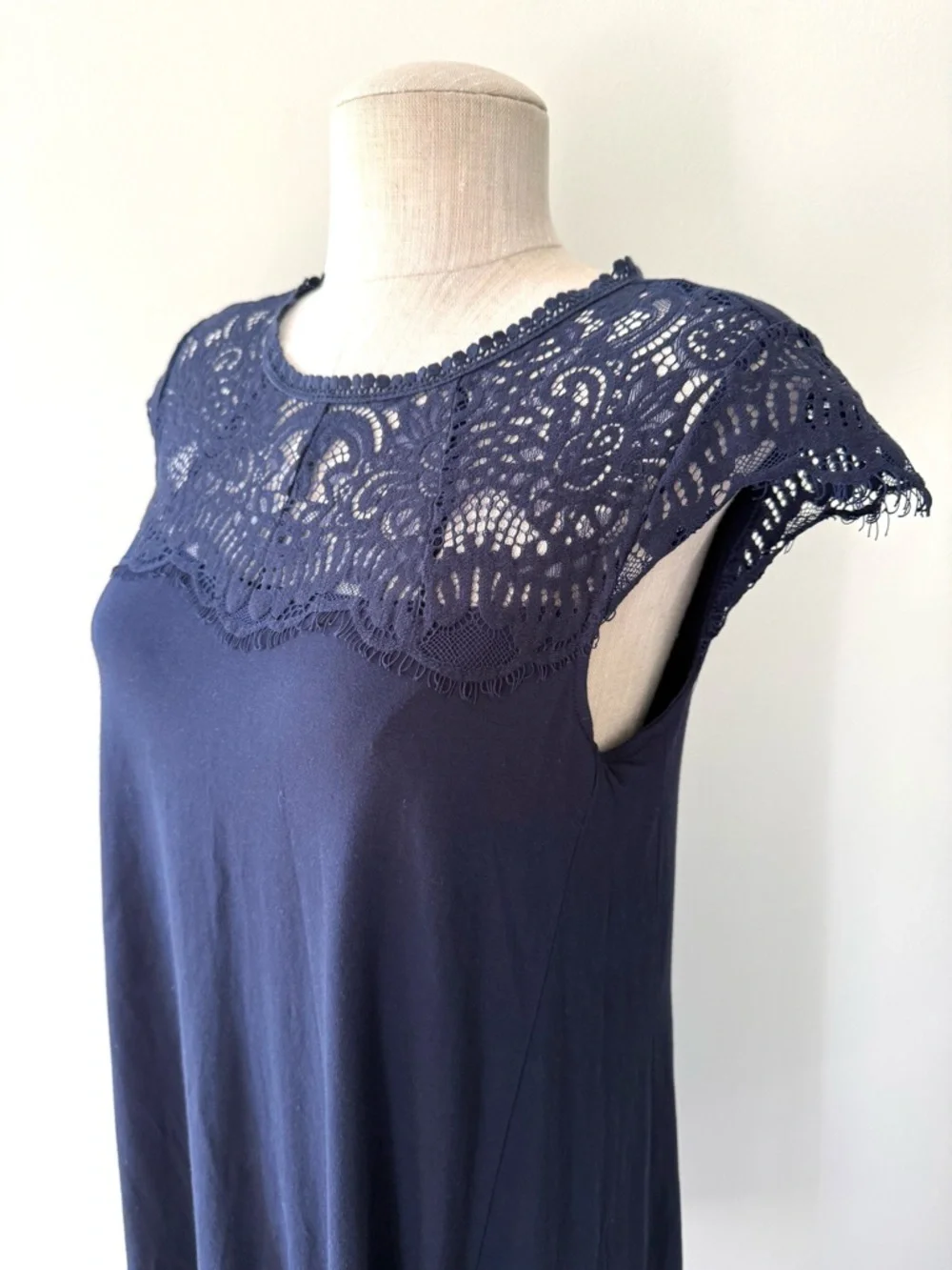 LOFT Navy Blue Lace Yoke Cap Sleeve Mini Swing Dress A-Line Crochet Detail Sz S - Picture 8 of 14